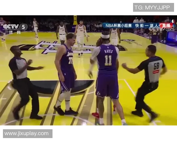 2011年2月26日洛杉矶快船与湖人激战回顾精彩瞬间与赛后分析 2011年2月26日洛杉矶快船与湖人激战回顾精彩瞬间与赛后分析