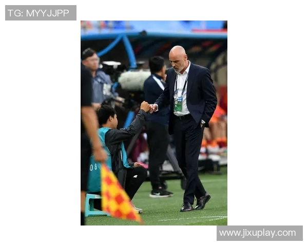 穆斯卡特中选11月最佳教练